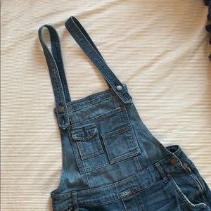 Denim overalls 🦋🦋